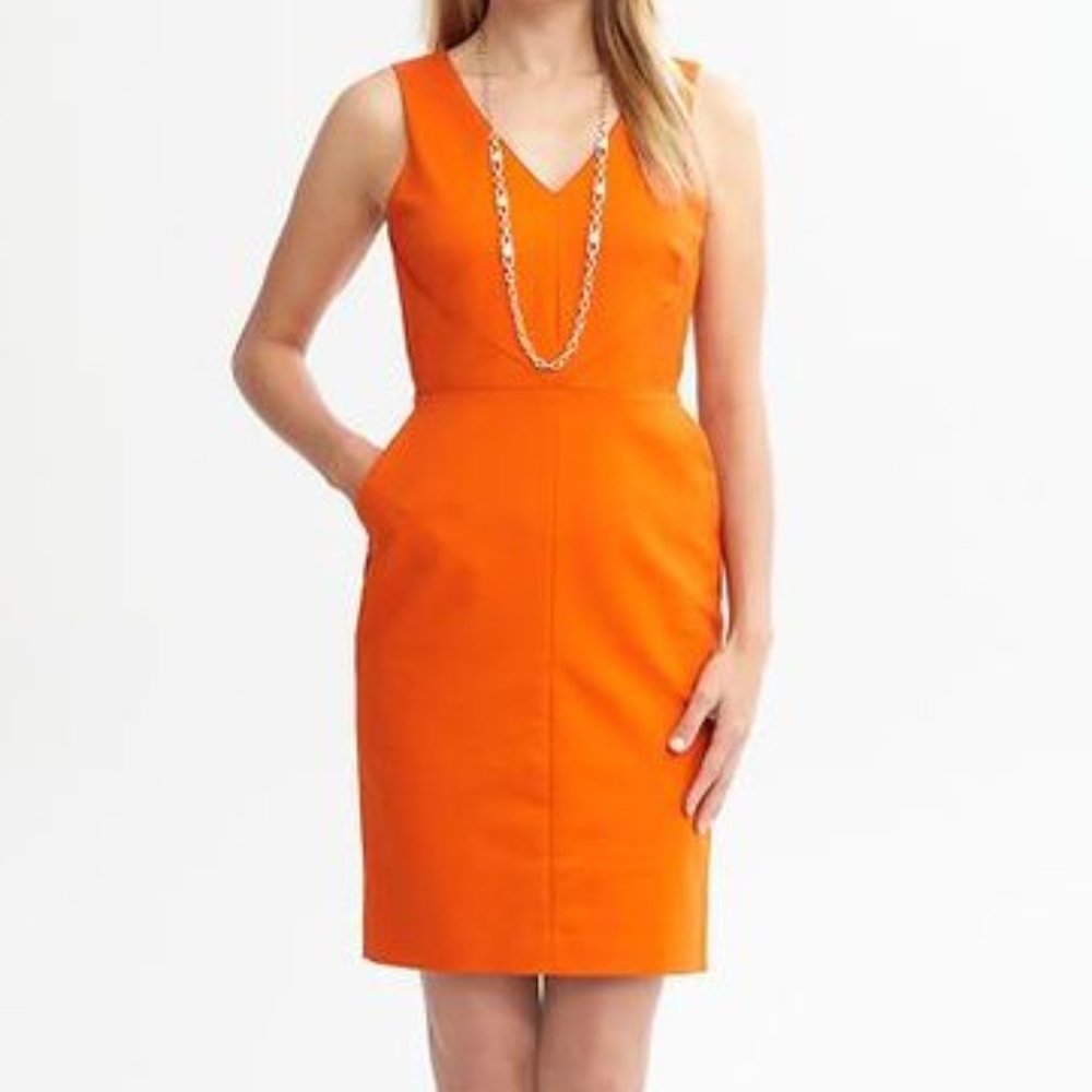 Banana Republic V Neck Slimming Waist Sleeveless Sheath Dress Size 14